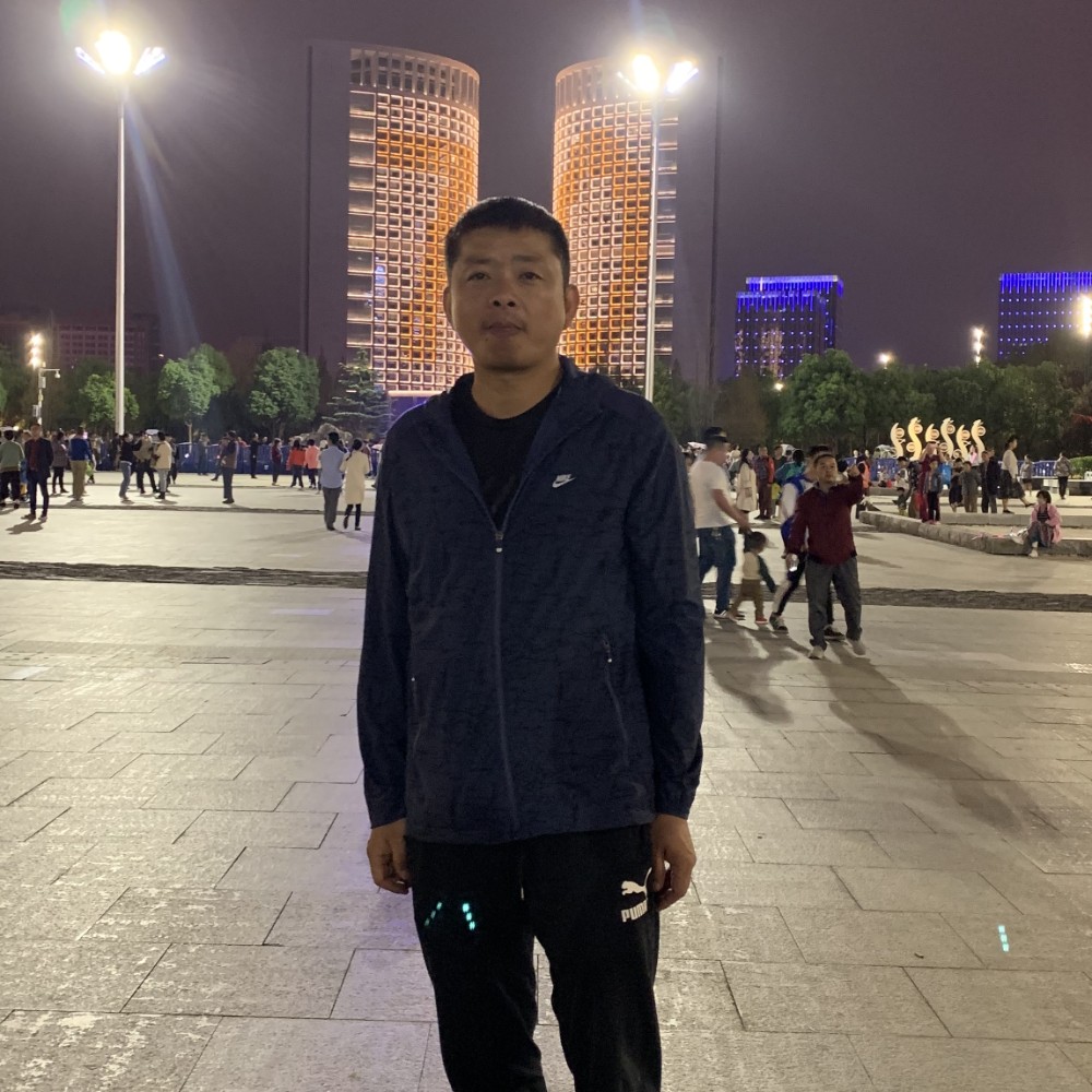 战斗机踢无聊的照片
