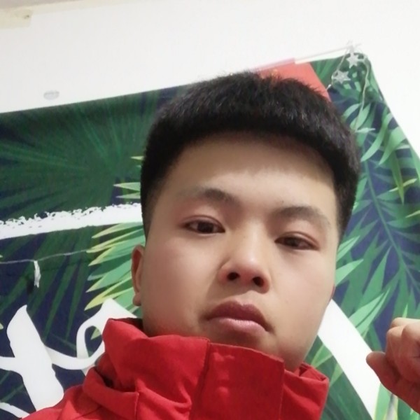 白云苦恋自觉的照片