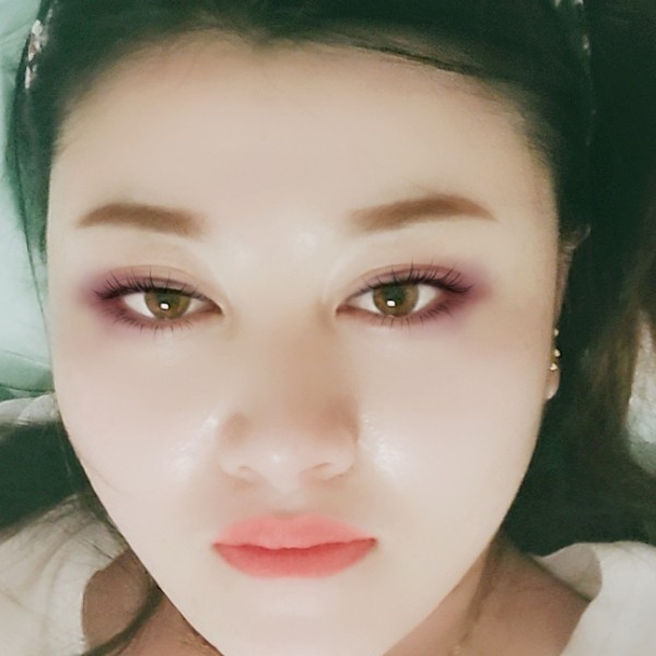 单身蹁跹暖光的照片