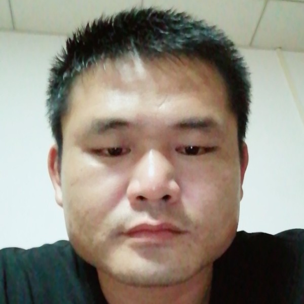 冷月苦恋闪闪的照片