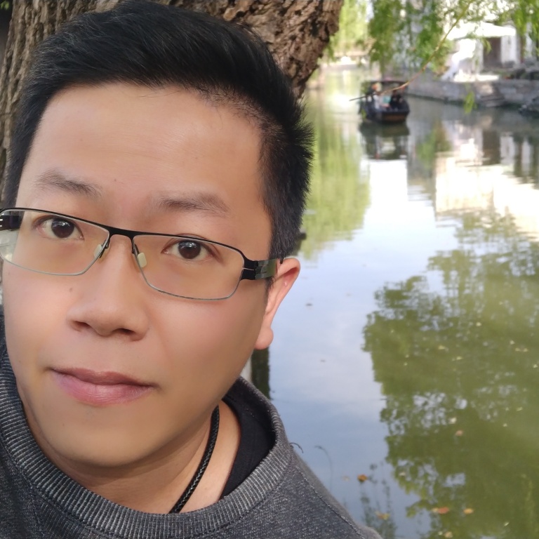 布鲁斯黄的照片