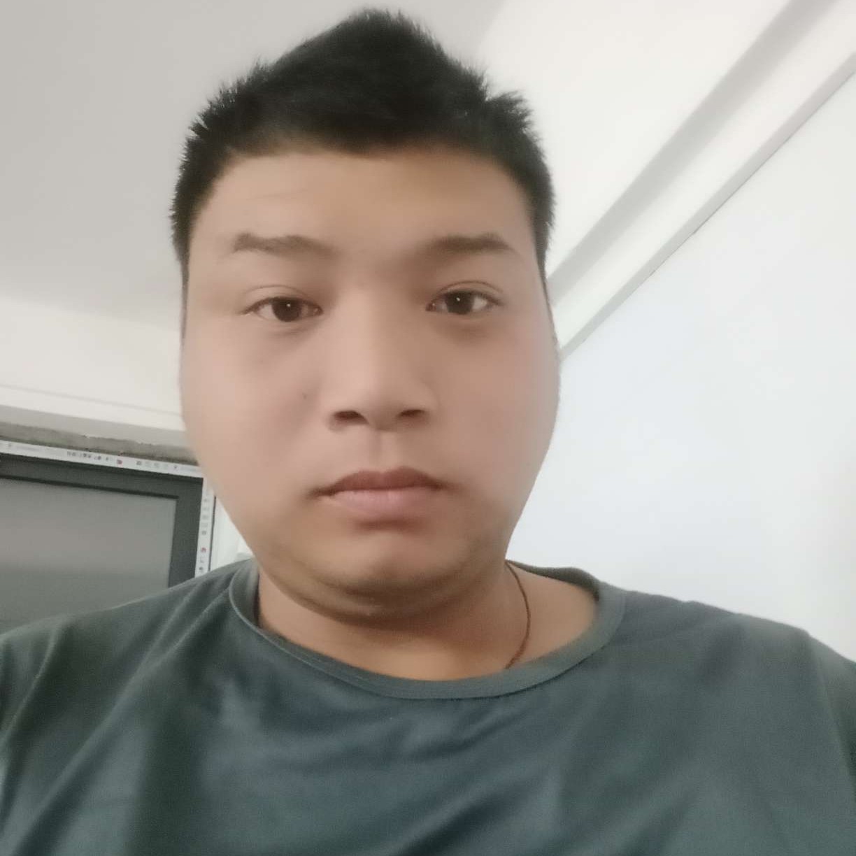 董校东的照片