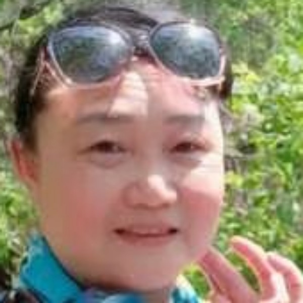退休人员的照片