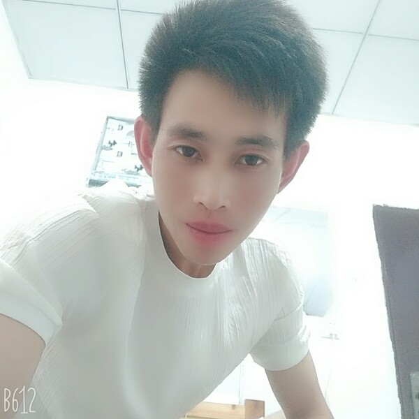 全新的自我。的照片