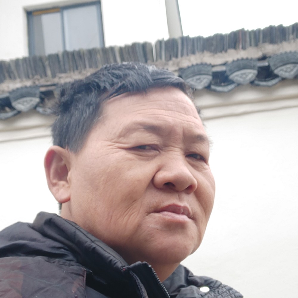 铃铛漠然金蝉草的照片