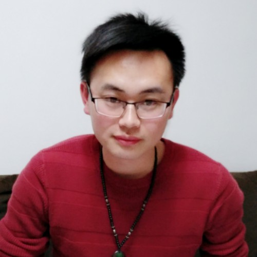 余难的照片
