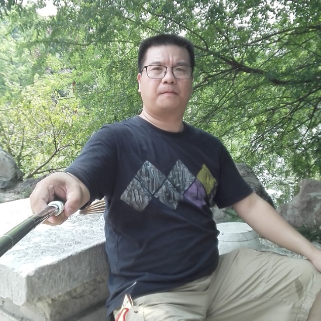 爱听老歌的照片