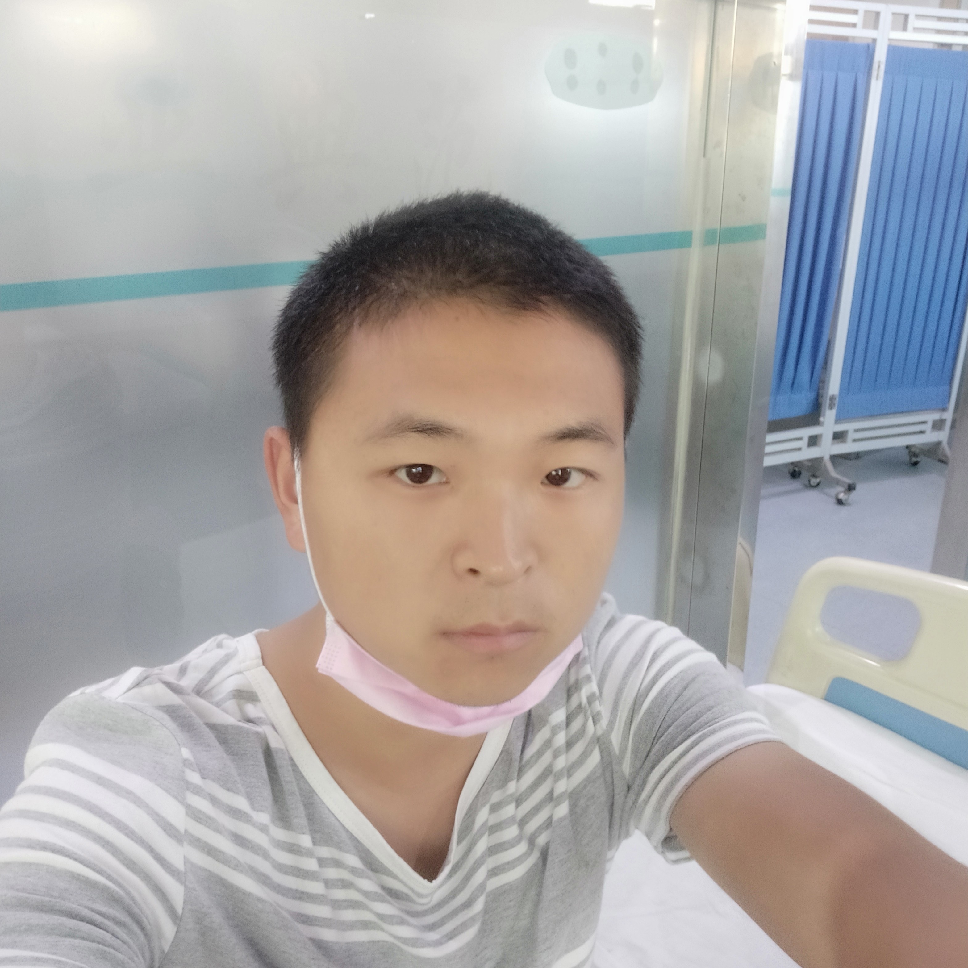 智着鸡的照片