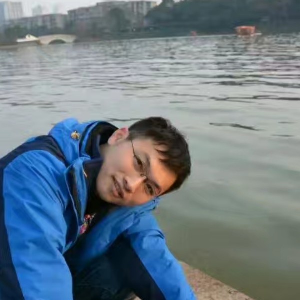 偷偷告诉你的照片