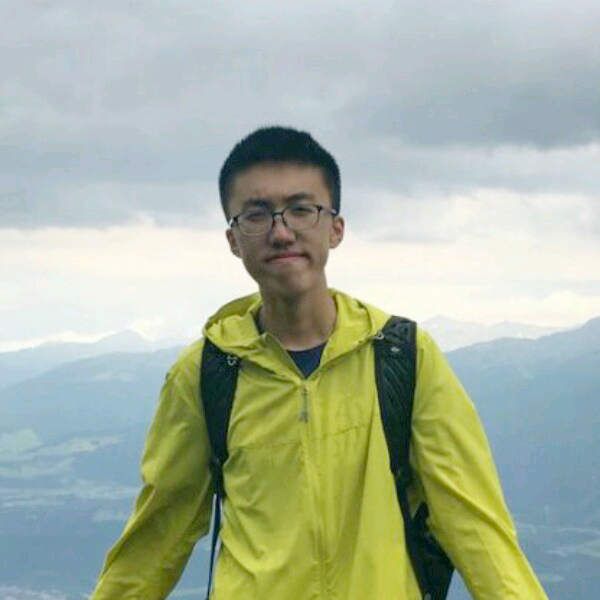 拉长保卫热狗的照片