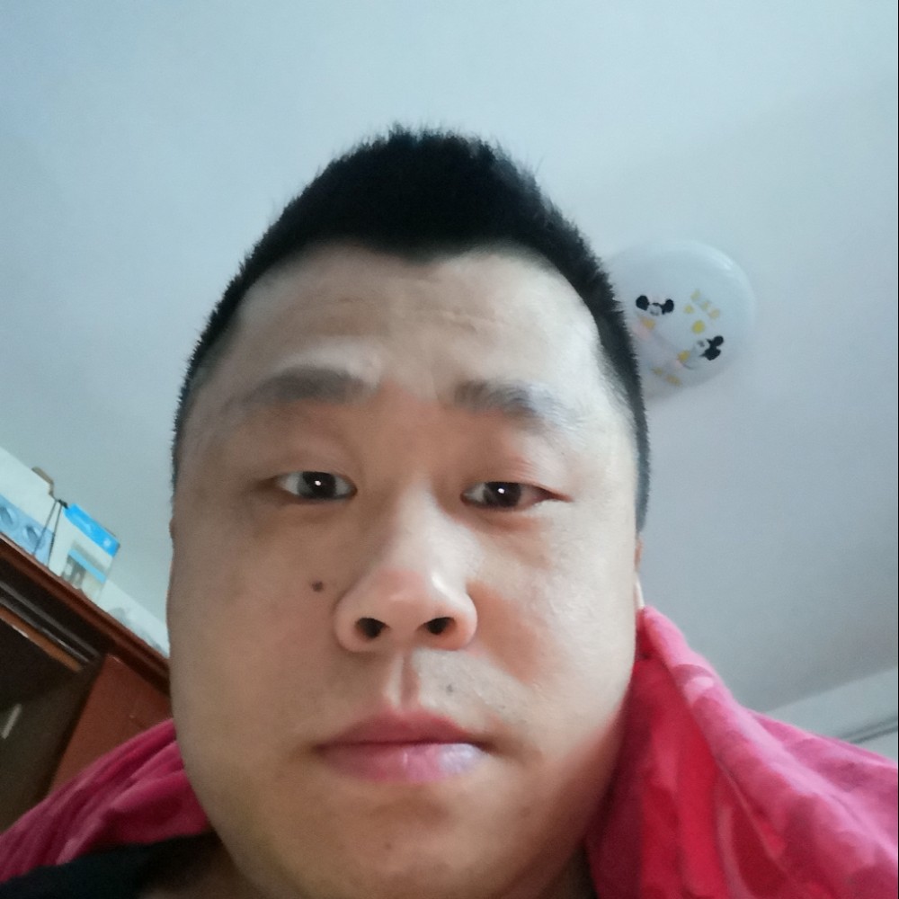 沉默星星眼的照片