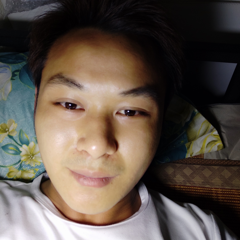 阿KKK的照片