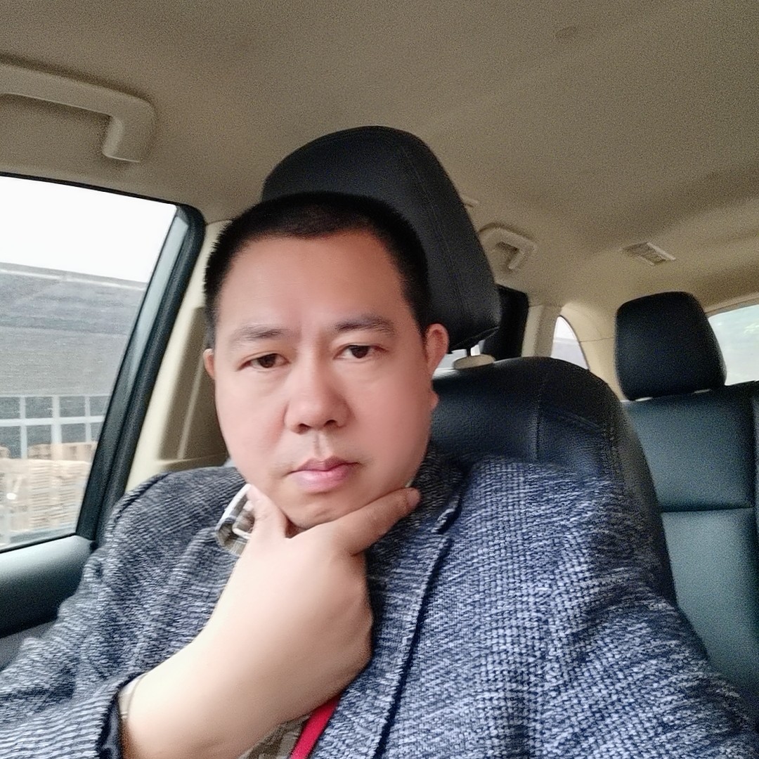 鼠标闻清秀的照片