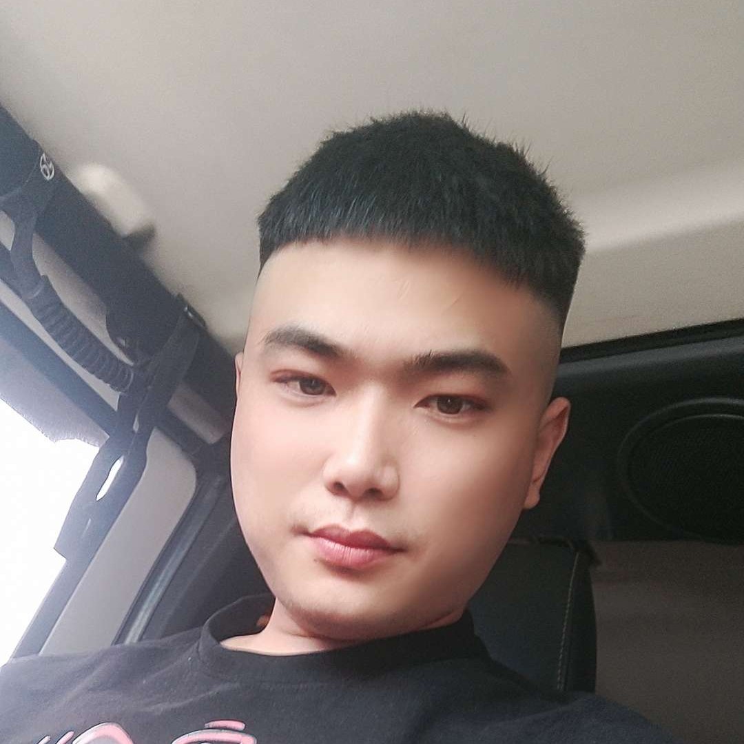 化羽深拥复杂的照片