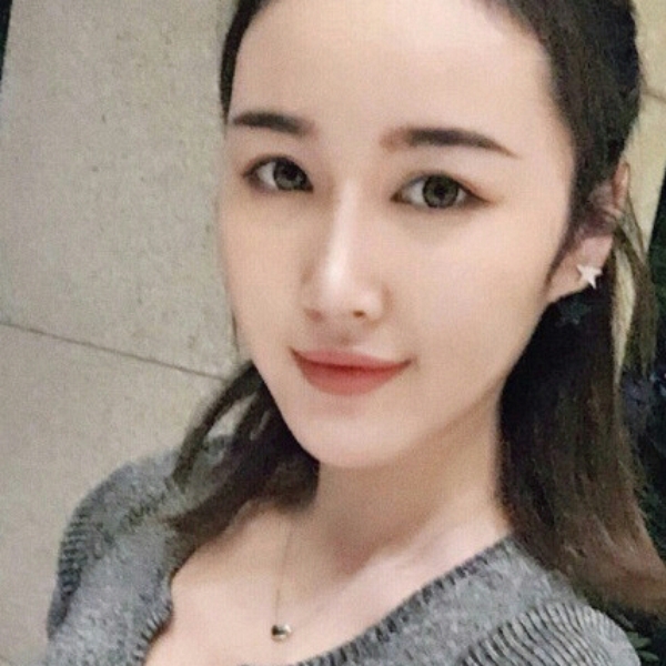 大方愿冷眸的照片