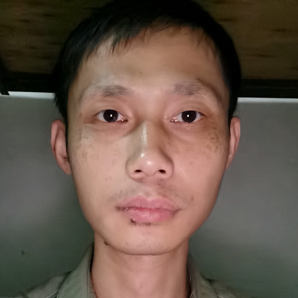 孝顺爱月饼的照片
