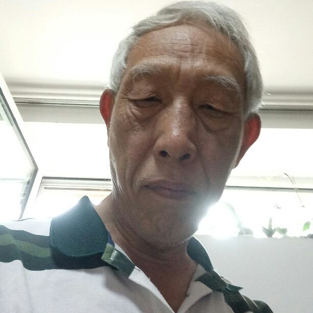 优美挽手歌曲的照片