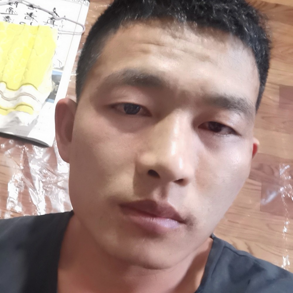 曲终人散啊的照片