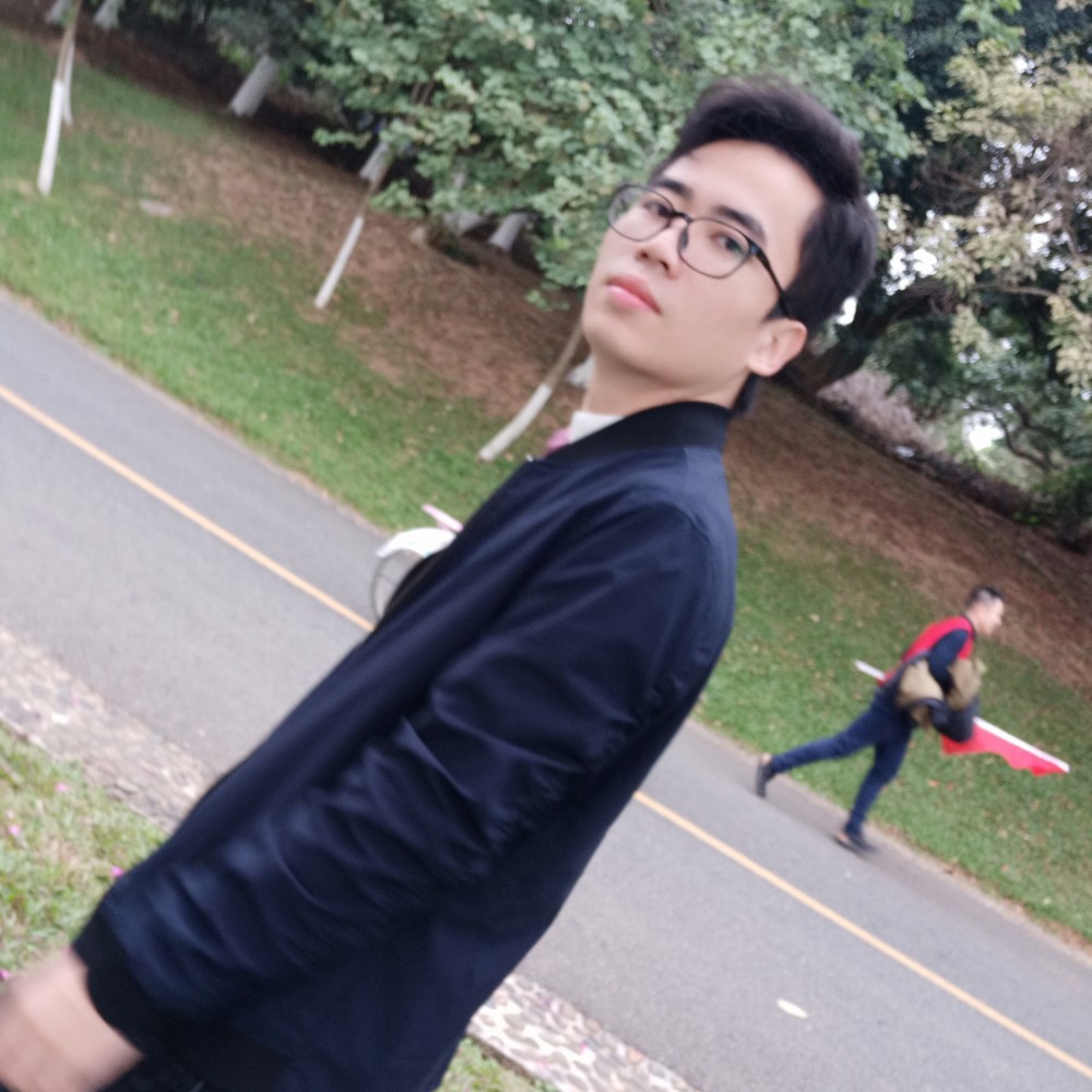 臣压君的照片