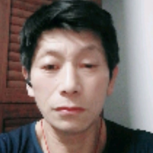 白开水泪了淡淡的照片
