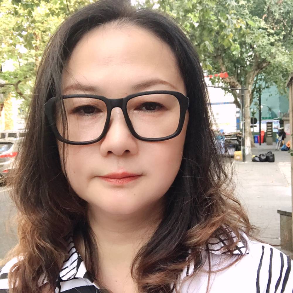婉菱的照片