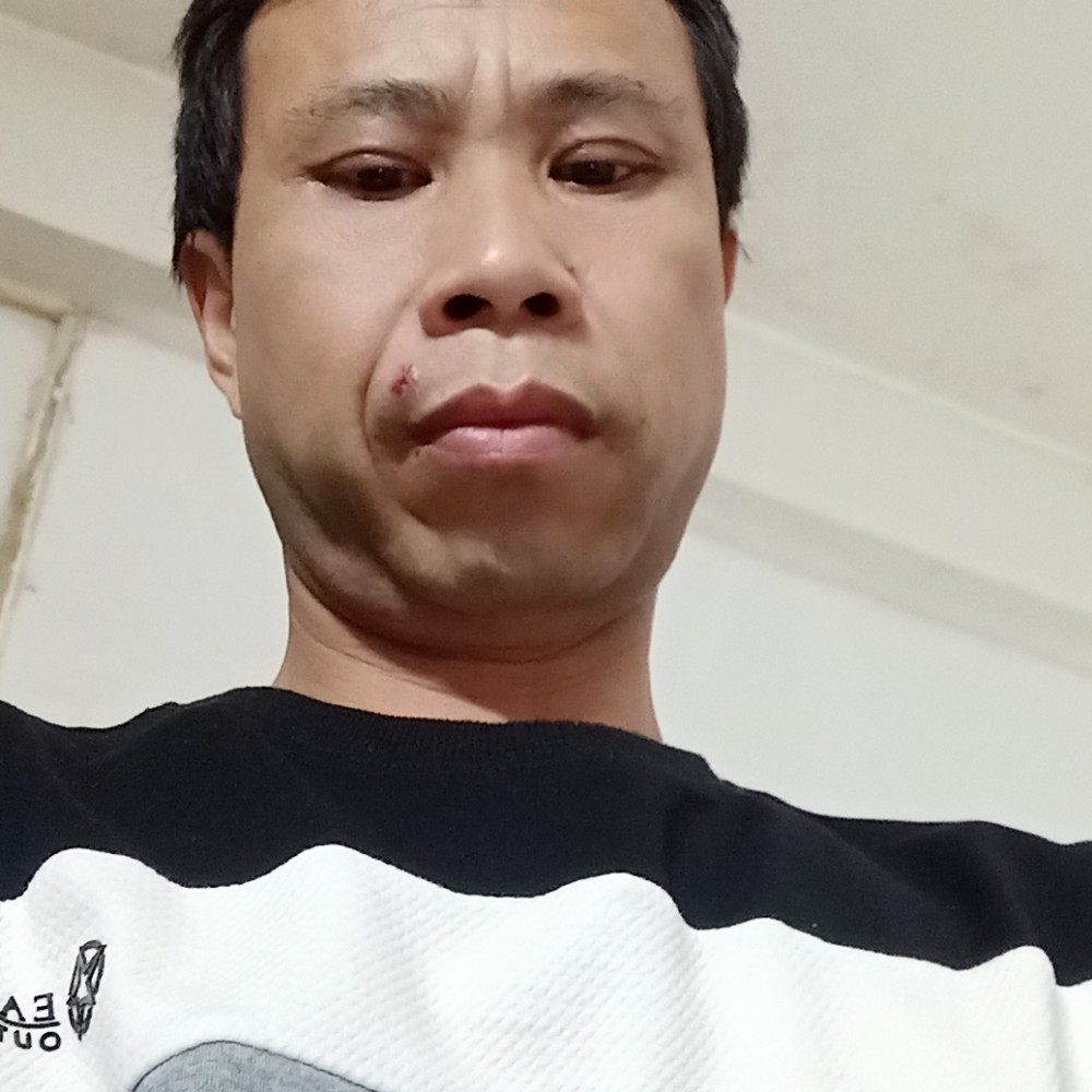 阵东初的照片