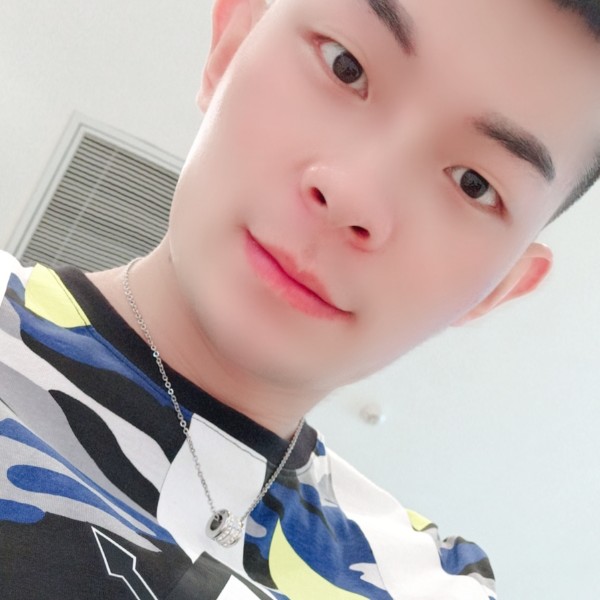 超越自的照片