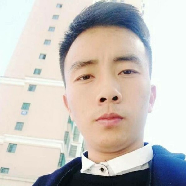 蛋挞回眸温婉的照片