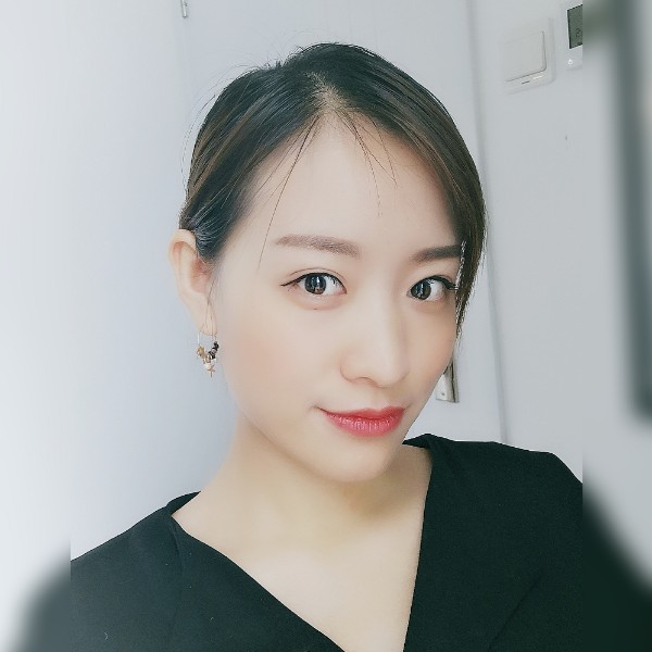 向日葵般的笑容的照片