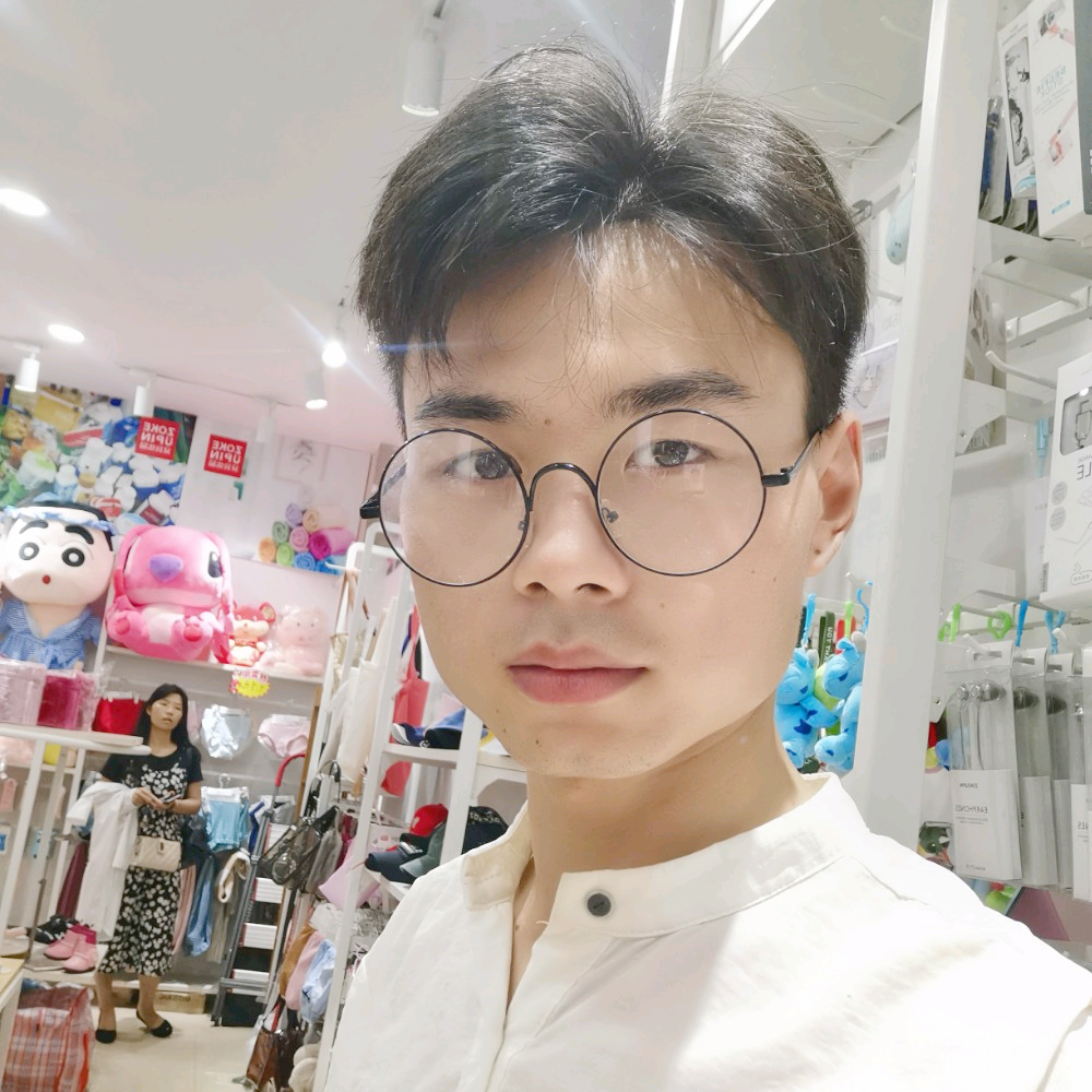 项链和鲤鱼的照片