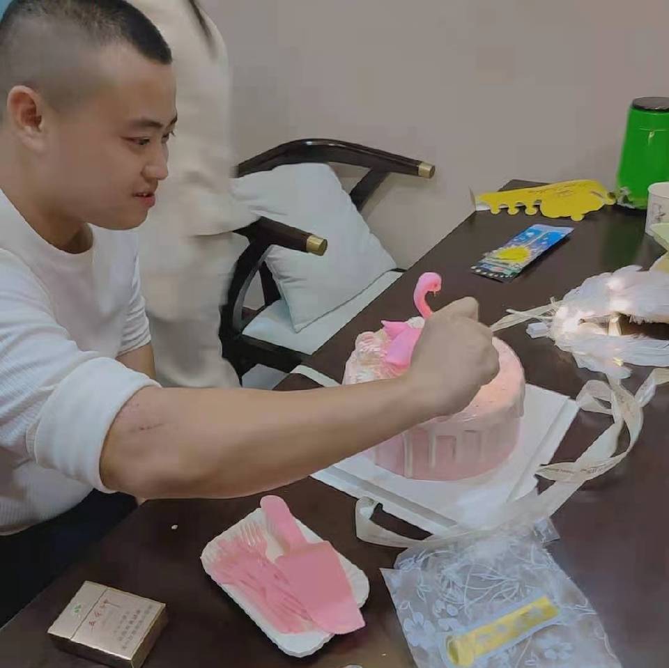 热心市民哈先生的照片