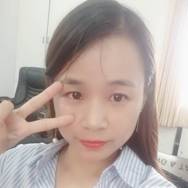 向晚晚子的照片