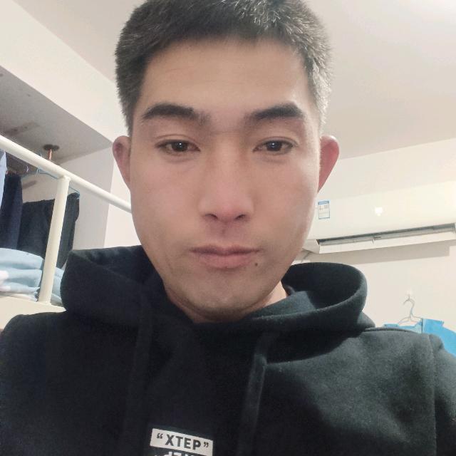 微笑放弃唇彩的照片