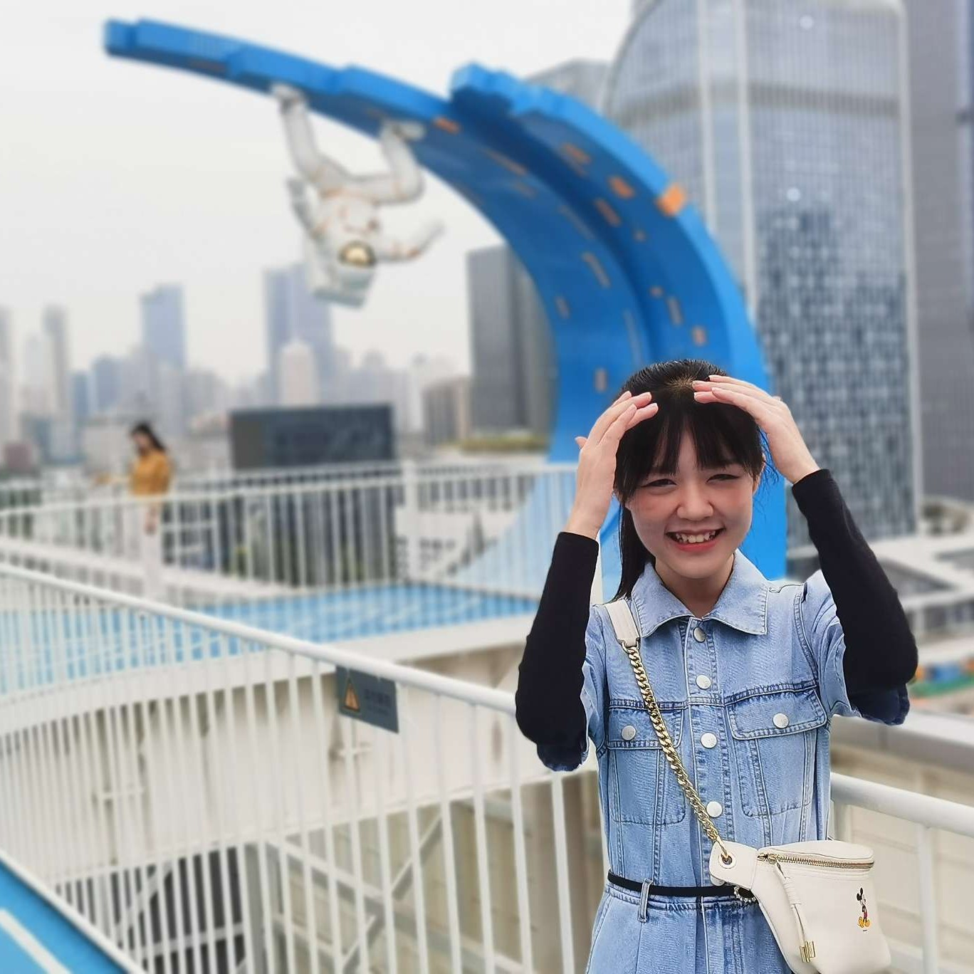 尼莫西妮的照片