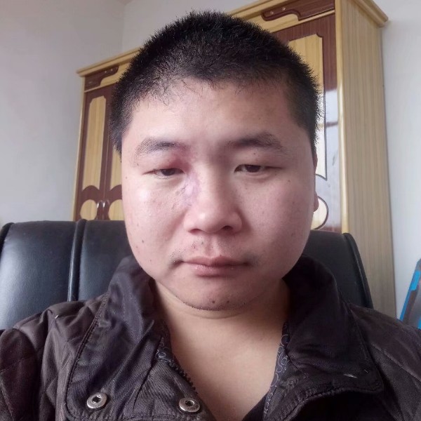 跳跳糖纯真的照片