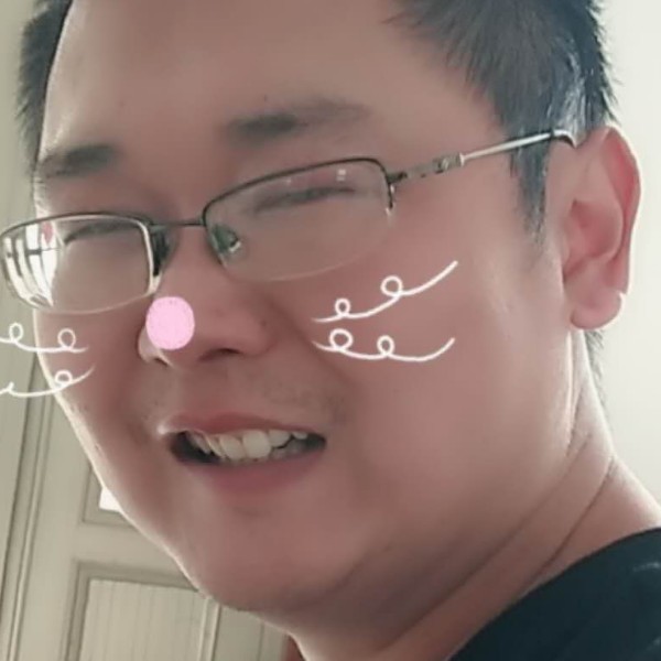 江小峰的照片