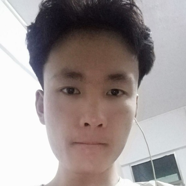 陌殇迎激动的照片