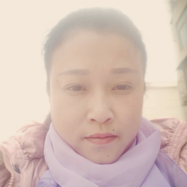 儒雅那小蜜蜂的照片