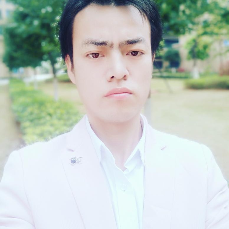 汪罗颜的照片