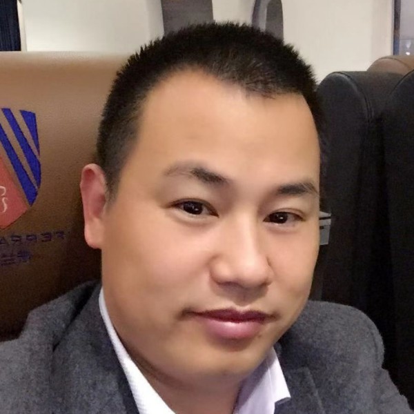 细心那镜子的照片