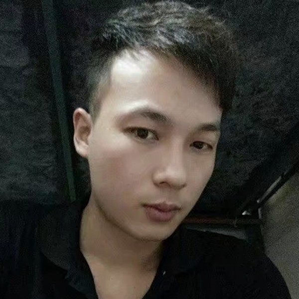 迷茫那滑板的照片