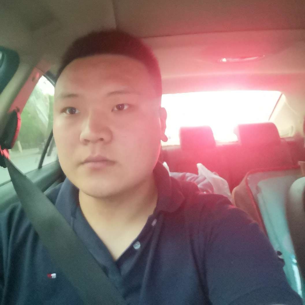 深秋的黎明w的照片