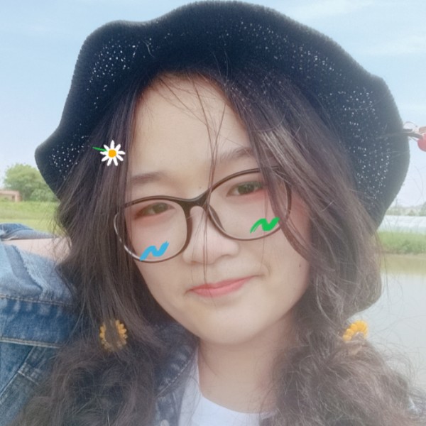 土星上的吃冰块的照片