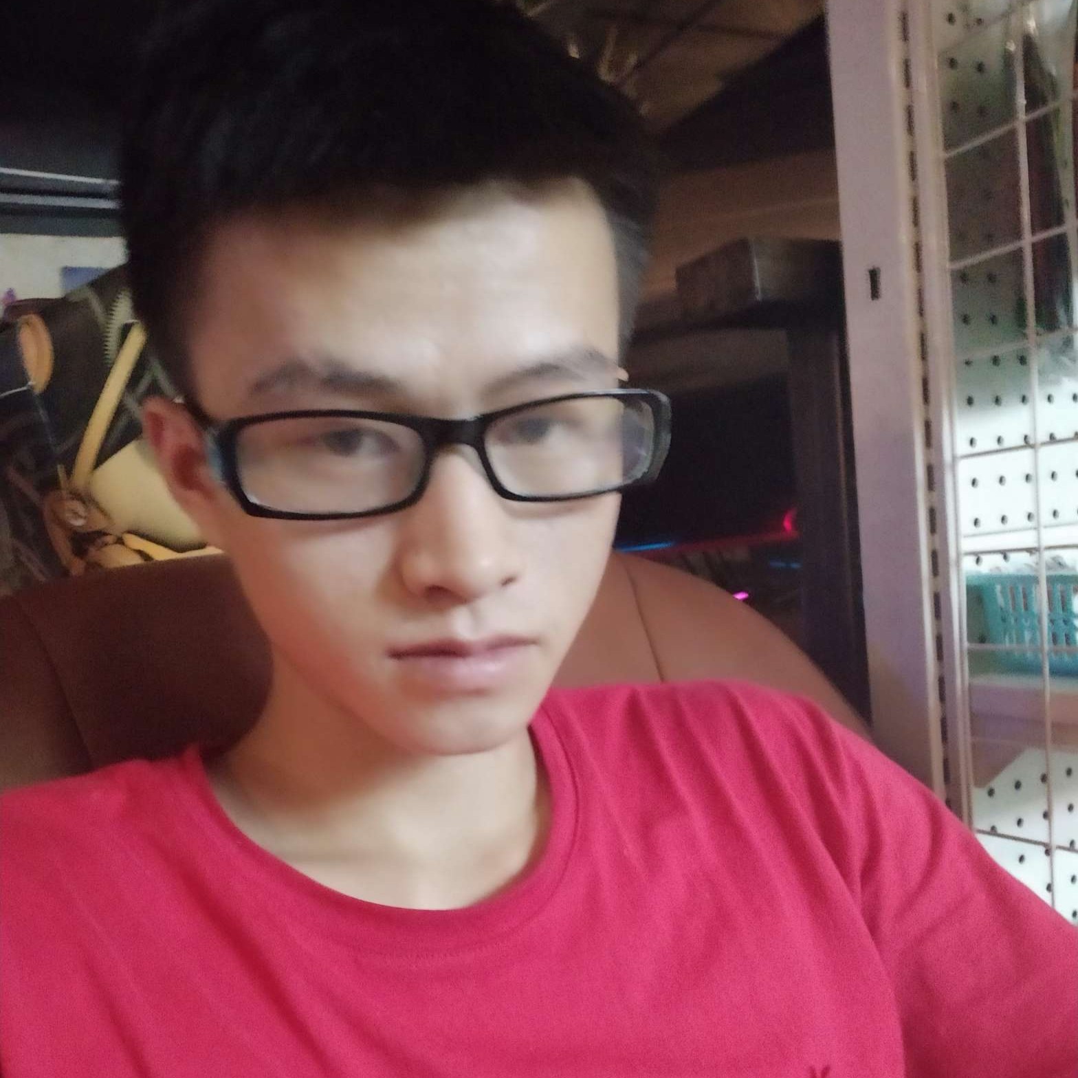 前年旧客的照片