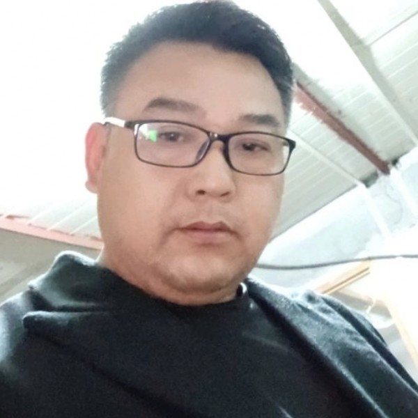 蘩藜激情的照片