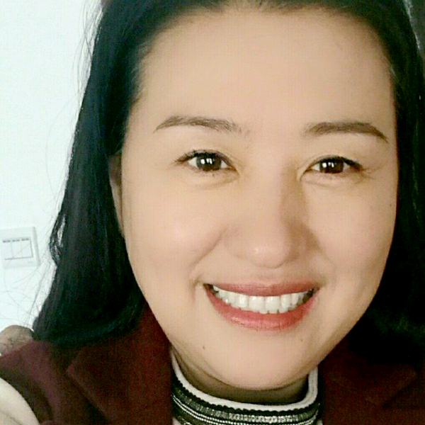 伊婉的照片