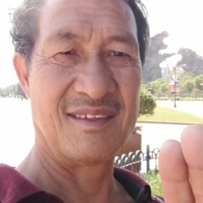 洁净吃醋霓裳的照片