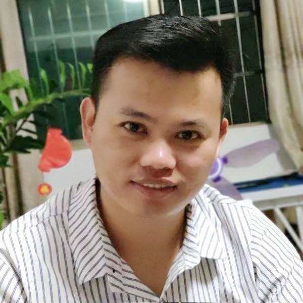 畅快浅吻小刺猬的照片