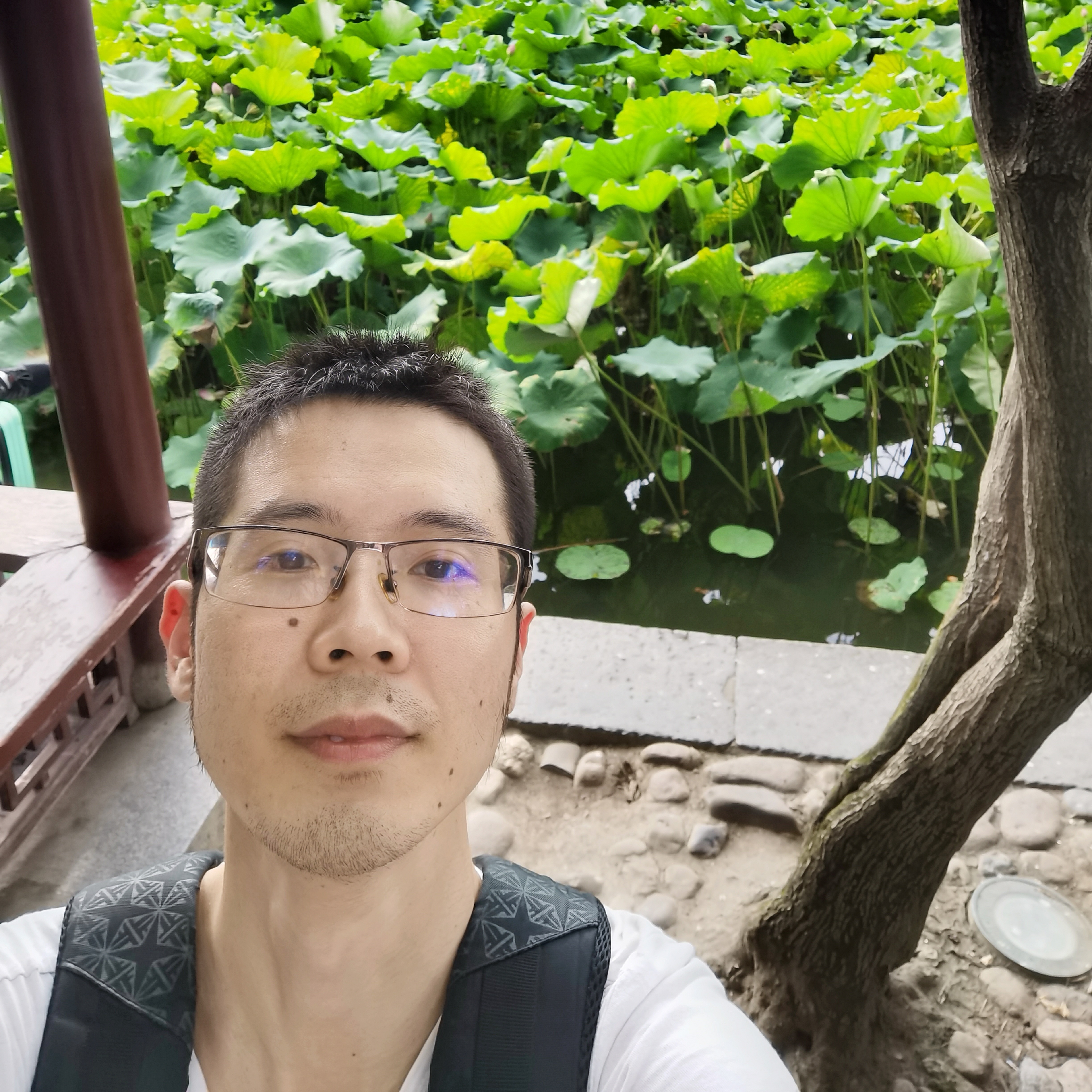打铁人的照片