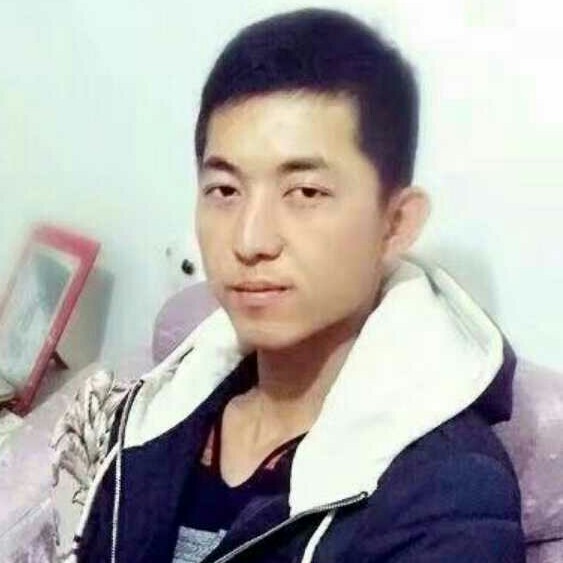 李九龙的照片